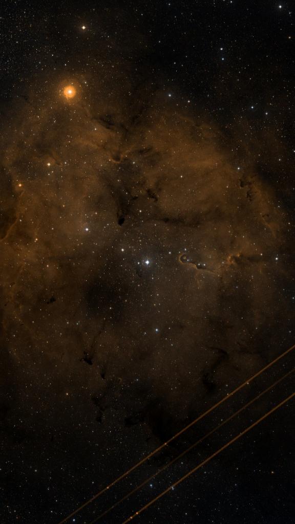 Le ciel autour de IC 1396, cadré au champ de Seestar S30 Pro