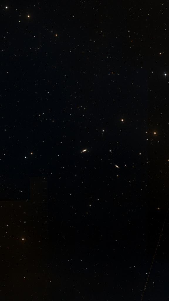 Le ciel autour de NGC 1332, cadré au champ de Seestar S30 Pro