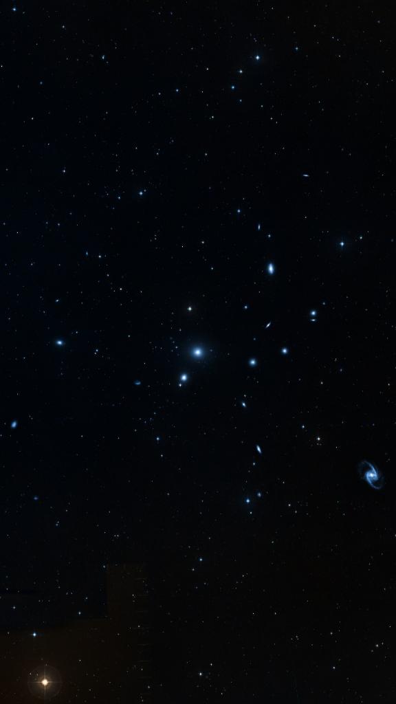 Le ciel autour de NGC 1399, cadré au champ de Seestar S30 Pro