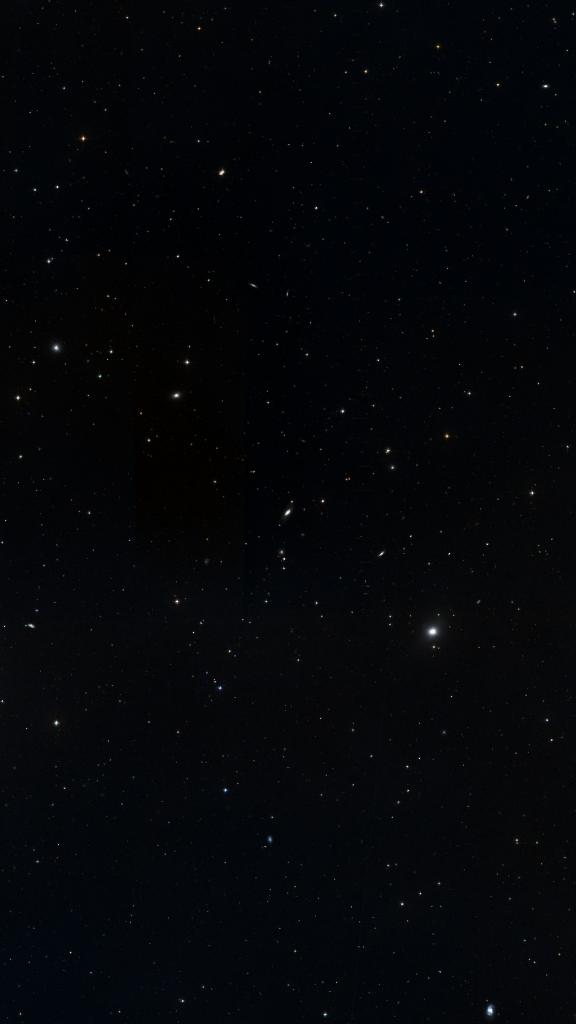 Le ciel autour de NGC 1415, cadré au champ de Seestar S30 Pro
