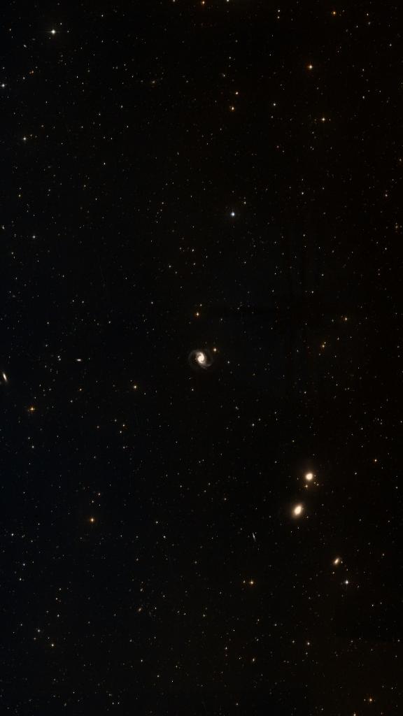Le ciel autour de NGC 1566, cadré au champ de Seestar S30 Pro
