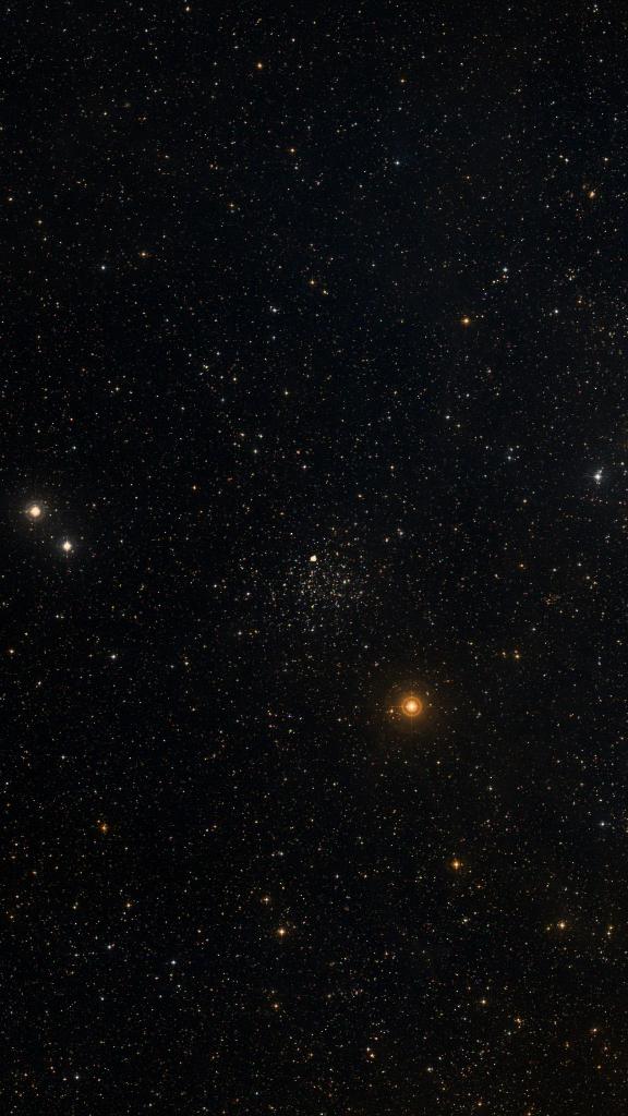 Le ciel autour de NGC 2438, cadré au champ de Seestar S30 Pro