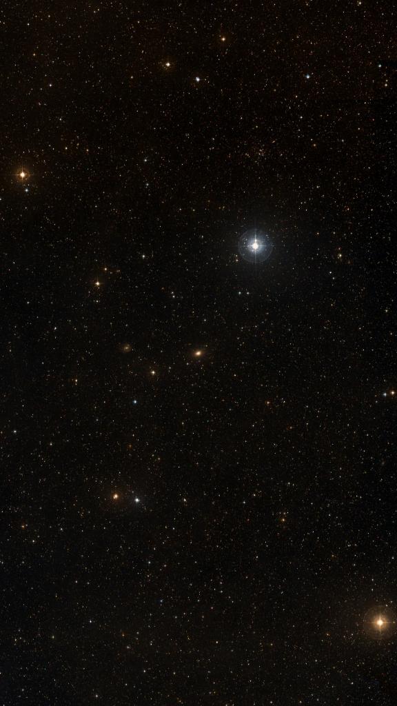 Le ciel autour de NGC 2663, cadré au champ de Seestar S30 Pro