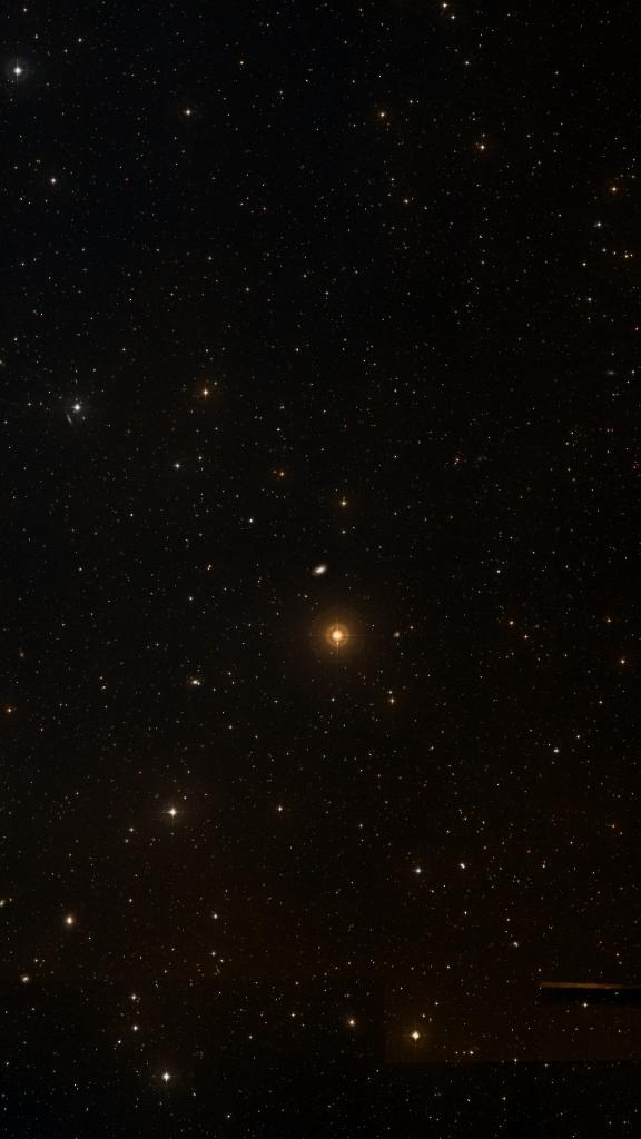 Le ciel autour de NGC 3054, cadré au champ de Seestar S30 Pro