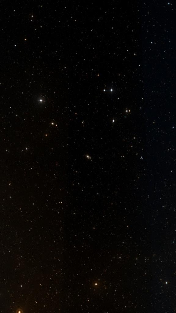 Le ciel autour de NGC 4373, cadré au champ de Seestar S30 Pro