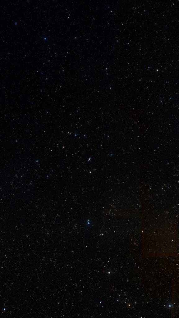 Le ciel autour de NGC 4835, cadré au champ de Seestar S30 Pro