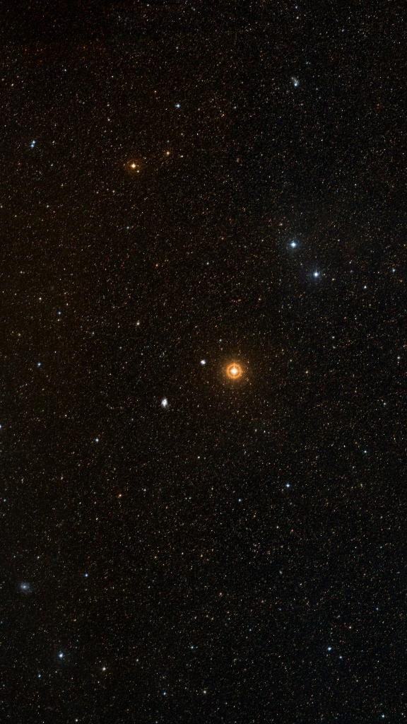 Le ciel autour de NGC 6215, cadré au champ de Seestar S30 Pro